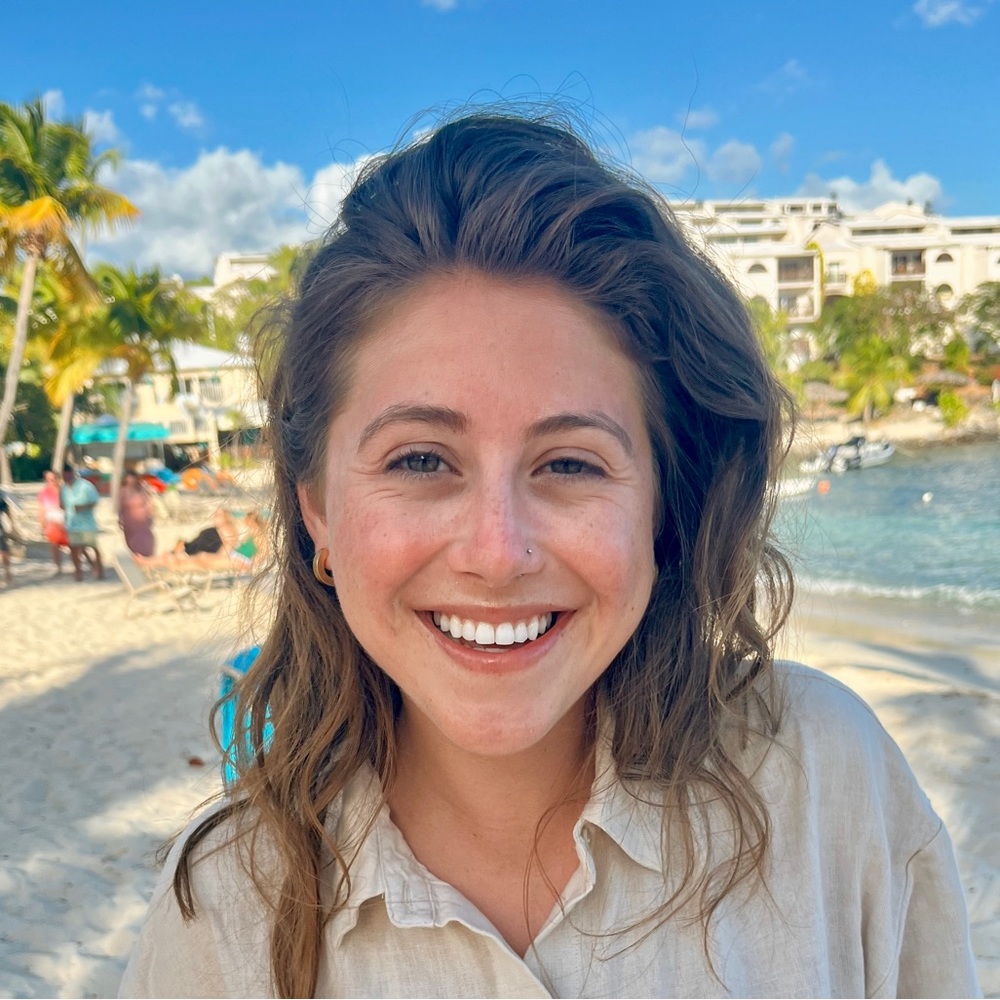 Meet your Posher, Lucy